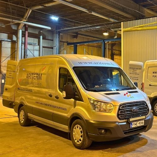 Ariterm huoltoauto