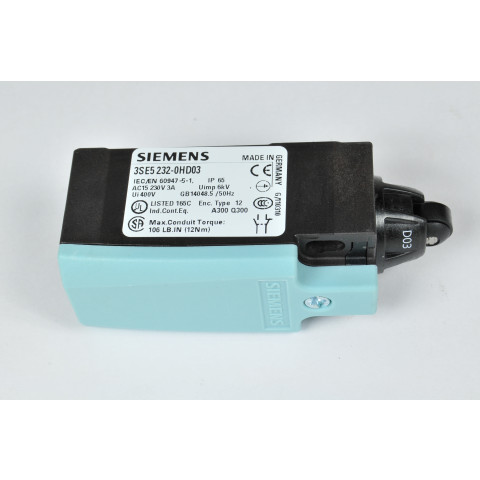 Limit switch for hatch